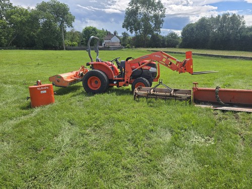 Kubota l5240 54hp compact - kubota,